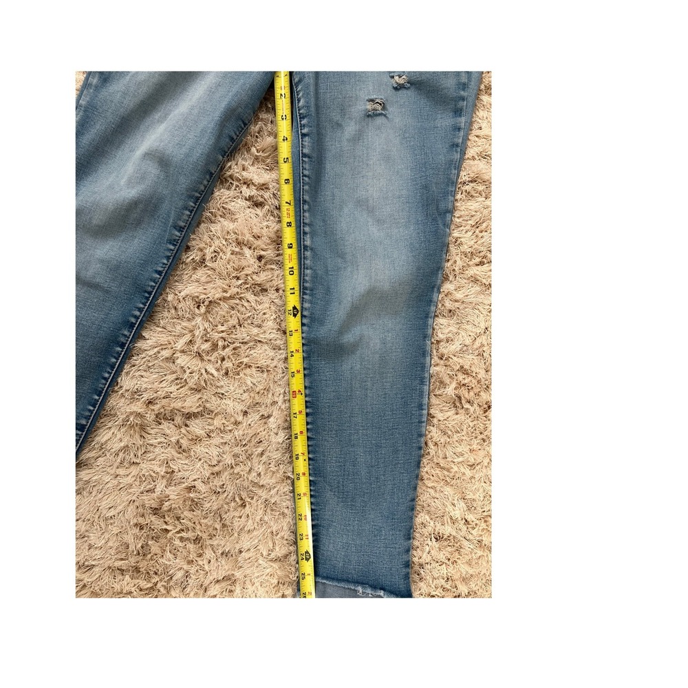 Nicole Miller Studio‎ Denim Distressed Jeans Size 10 Raw Hem Light Wash - Picture 7 of 8